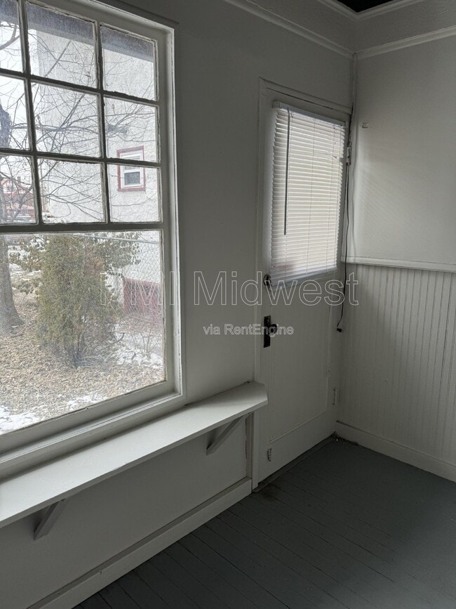 3554 N Washington Blvd, Unit 2 in Indianapolis, IN - Foto de edificio - Building Photo