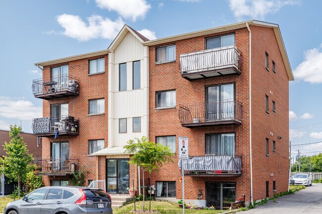 3845 Lépine Rue