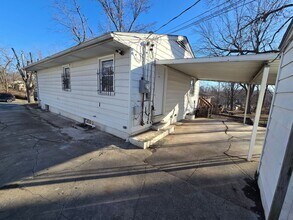 4808 Richmond Ave in Kansas City, MO - Building Photo - Building Photo