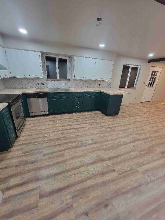 2504 167th Pl SE, Unit B in Bothell, WA - Foto de edificio
