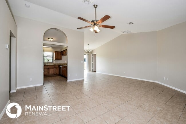 18484 Sarasota Rd in Ft. Myers, FL - Building Photo - Building Photo