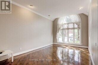 134 Bradgate Dr in Markham, ON - Building Photo - Building Photo