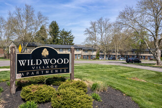 Wildwood Village Apartments in Columbus, OH - Building Photo - Building Photo