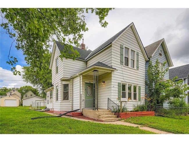 911 Sims Ave in St. Paul, MN - Building Photo - Building Photo