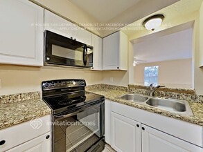 5335 Laurelwood Pl in Sarasota, FL - Building Photo - Building Photo