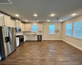 7415 Wallach St in Austin, TX - Building Photo - Building Photo