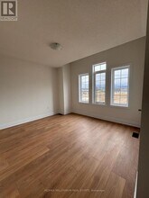 11 Mission St in Wasaga Beach, ON - Building Photo - Building Photo