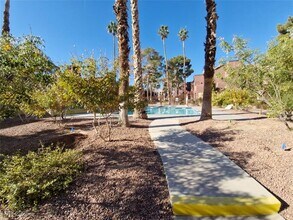 1455 E Katie Ave in Las Vegas, NV - Building Photo - Building Photo