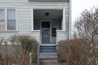 136 Sawtell Ave in Brockton, MA - Building Photo - Building Photo