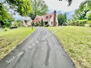 5404 Chadwick St in Fairway, KS - Building Photo - Building Photo