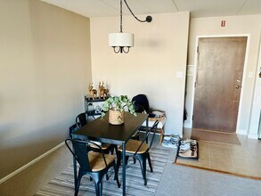 5125 Blodgett Ave in Downers Grove, IL - Building Photo - Building Photo