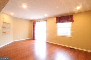 410 Fleece Flower Dr in Gaithersburg, MD - Building Photo