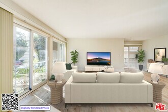 1031 Laurel Ave in West Hollywood, CA - Building Photo - Building Photo