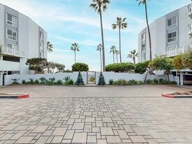 630 The Village, Unit unit 101 in Redondo Beach, CA - Building Photo