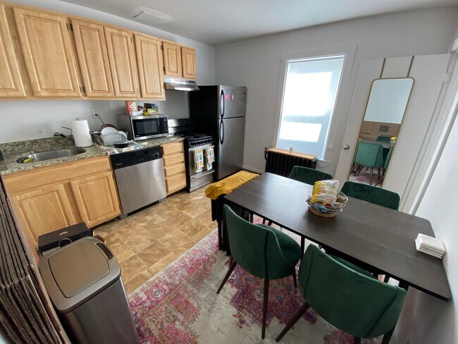 574 Dorchester Ave, Unit 2
