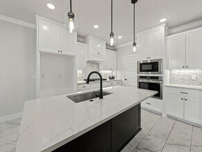 6906 SW Basswood Ave in Bentonville, AR - Building Photo - Building Photo