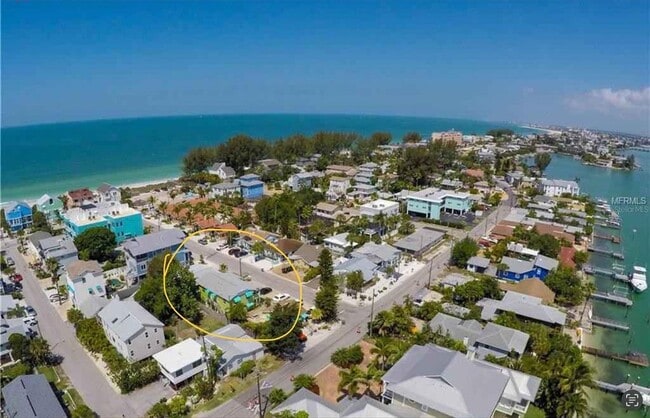 61 81st Ave in Treasure Island, FL - Building Photo - Building Photo