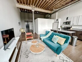 604 W 4th St N in Newton, IA - Building Photo