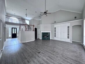 5637 Big River Dr in The Colony, TX - Foto de edificio - Building Photo
