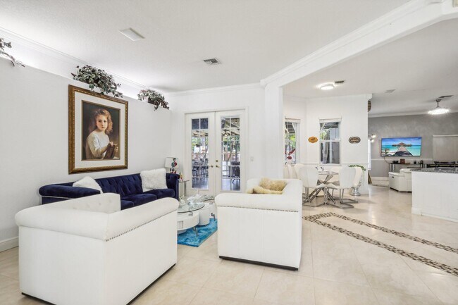 15056 Temple Blvd in Westlake, FL - Building Photo - Building Photo