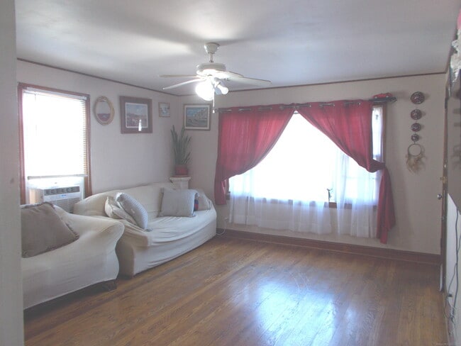 479 Hill St in Waterbury, CT - Building Photo - Building Photo
