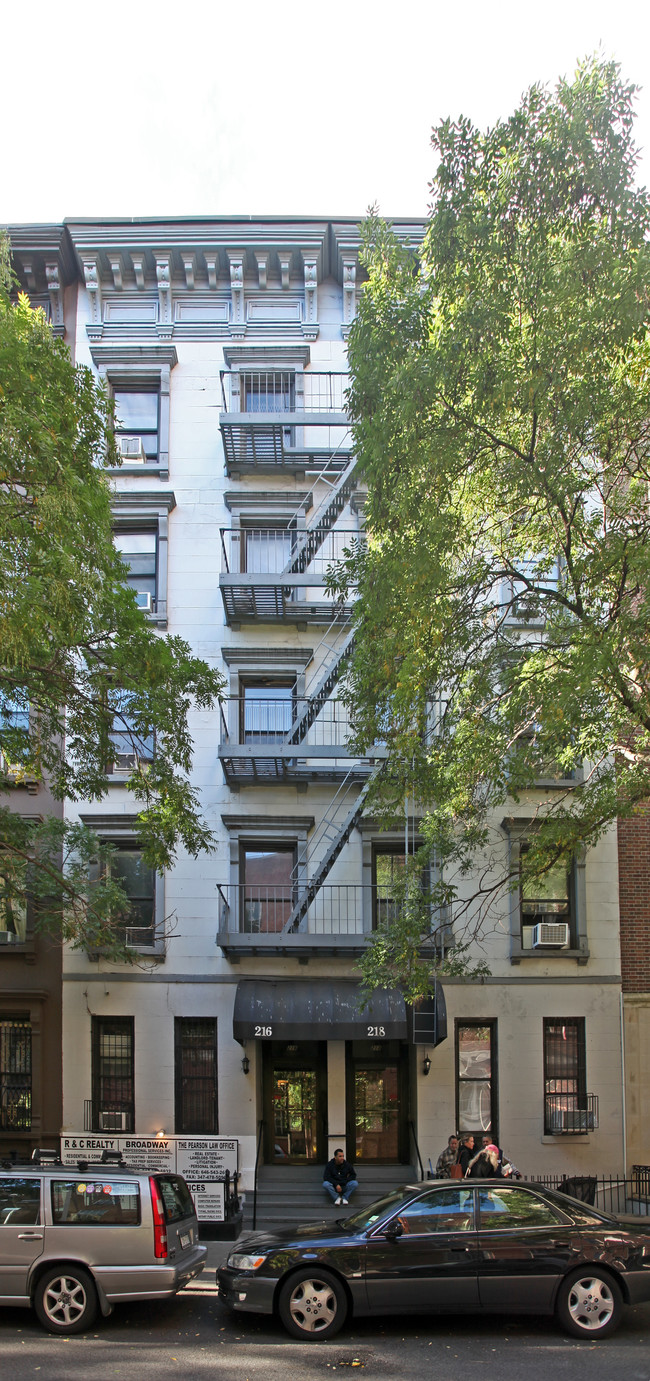 216-218 W 104th St in New York, NY - Foto de edificio - Building Photo