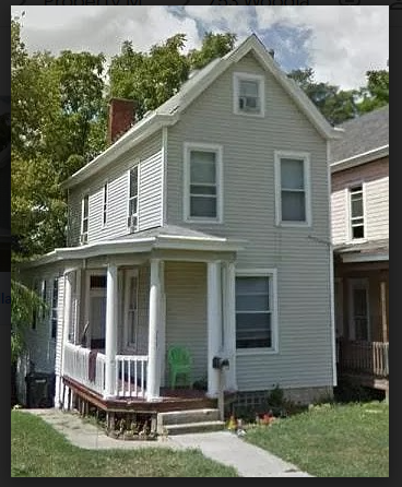 753 Woodlawn Ave in Cincinnati, OH - Building Photo