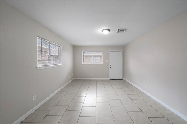 property at 803 1/2 Ellena Rd