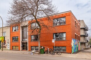 1965 Bélanger St in Montréal, QC - Building Photo