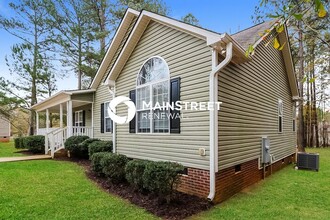 93 Twin Pines Ct in Clayton, NC - Foto de edificio - Building Photo