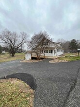 1010 Brethren Church Rd in Gray, TN - Building Photo - Building Photo