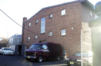 Forest Hill Apartments in Newark, NJ - Foto de edificio - Building Photo