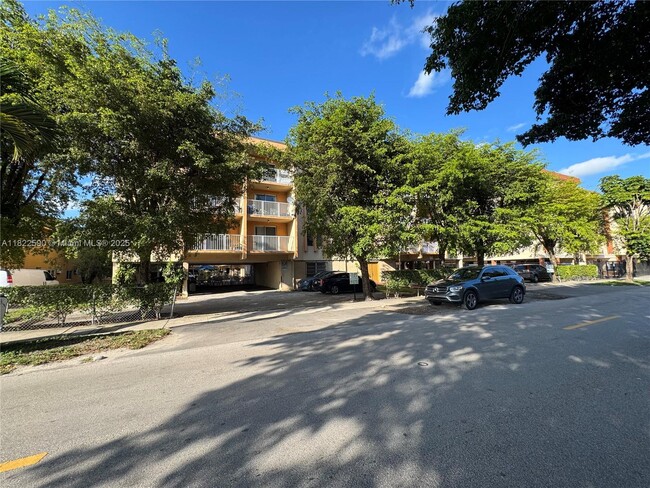 property at 1085 W 68th St