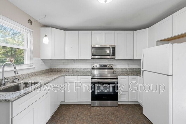 property at 615 Lynn Haven Ln