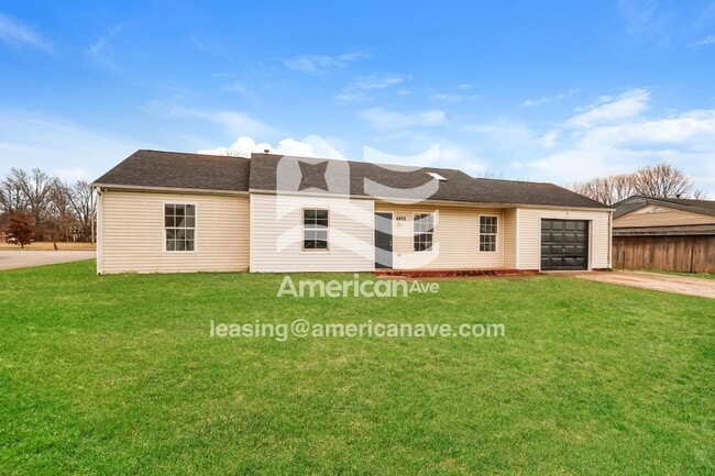 4613 Beechbrook Rd in Louisville, KY - Building Photo - Building Photo