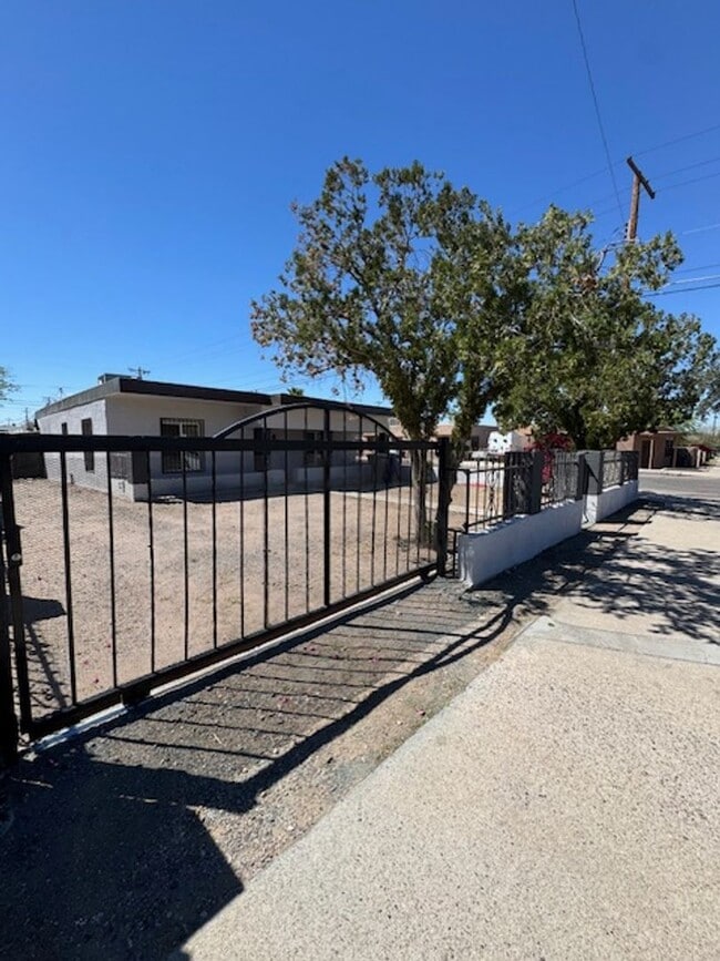 202 E 32nd St in Tucson, AZ - Building Photo - Building Photo