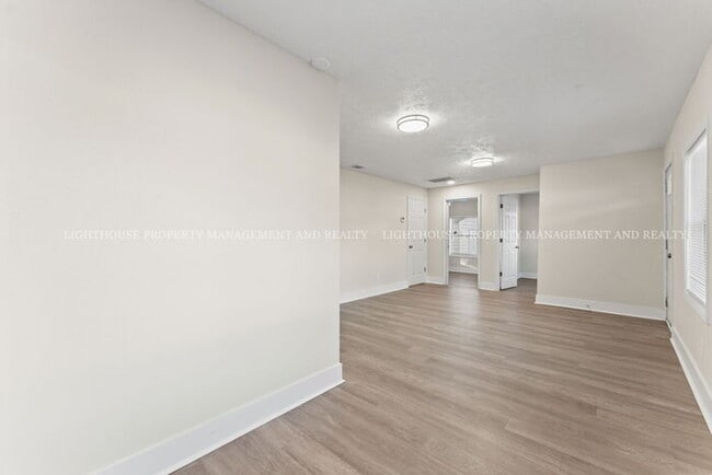 704 Willow Branch Ave in Jacksonville, FL - Building Photo - Building Photo