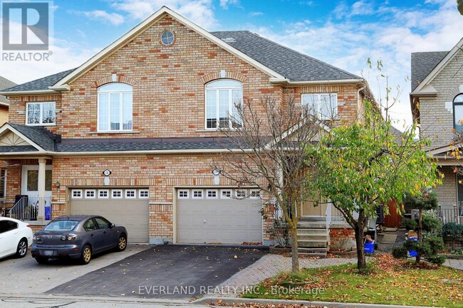 176 Adventure Crescent in Vaughan, ON - Building Photo - Building Photo