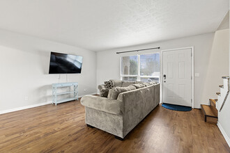 1204 Belmont Ter in Jacksonville, FL - Building Photo - Interior Photo