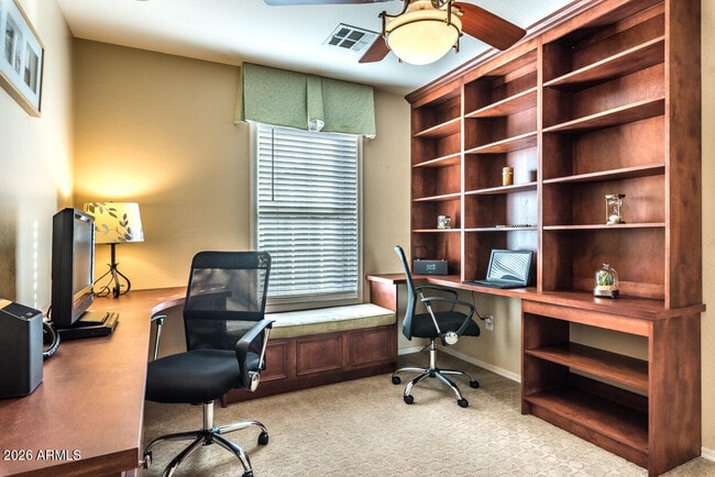 property at 1664 E Bridgeport Pkwy