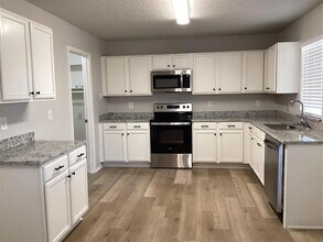 5425 Shiver Rd in Fort Worth, TX - Building Photo - Building Photo