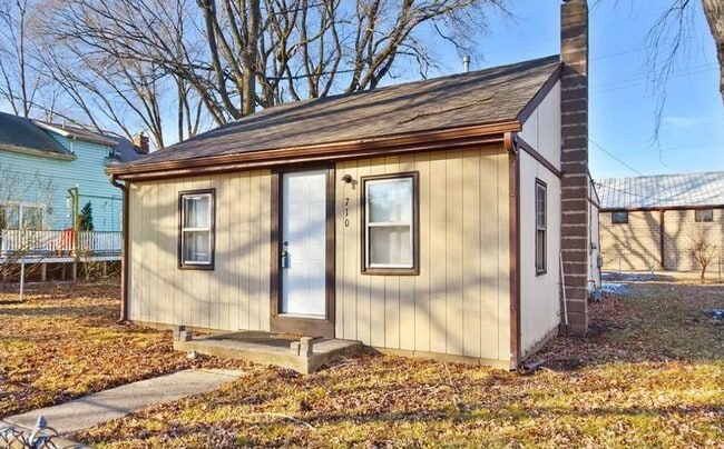 property at 710 E Park St
