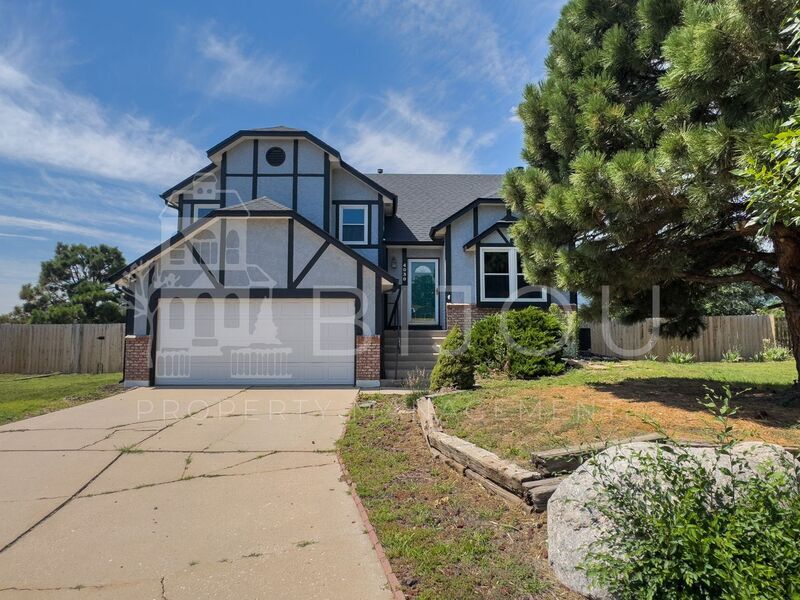 4030 Meadowdale Pl in Colorado Springs, CO - Building Photo