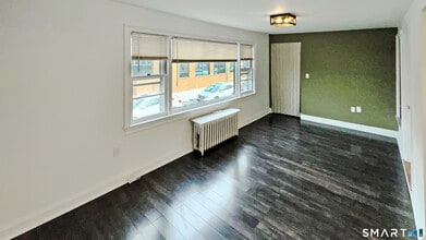 18 Riverside Ave in Westport, CT - Building Photo - Building Photo