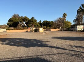 33440 Mission Trail in Wildomar, CA - Building Photo