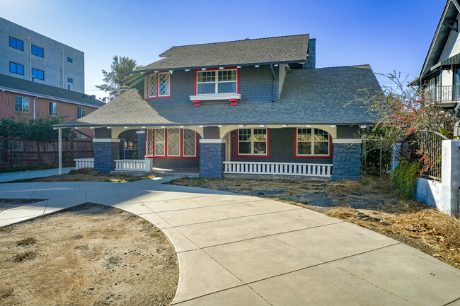 1527 S Wilton Pl in Los Angeles, CA - Building Photo - Building Photo