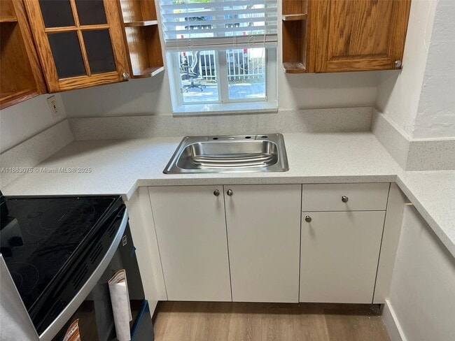 property at 783 NW 96th St