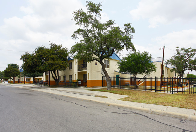 Alazan Apache Courts in San Antonio, TX - Building Photo - Building Photo