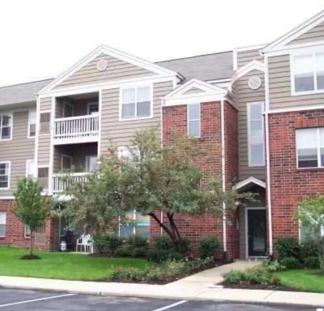 property at 125 Glengarry Dr