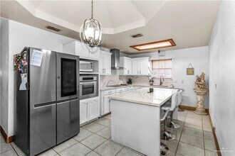 12 Coma St in Hidalgo, TX - Building Photo - Building Photo